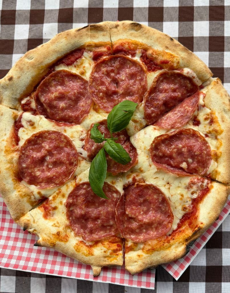 PIZZA 
